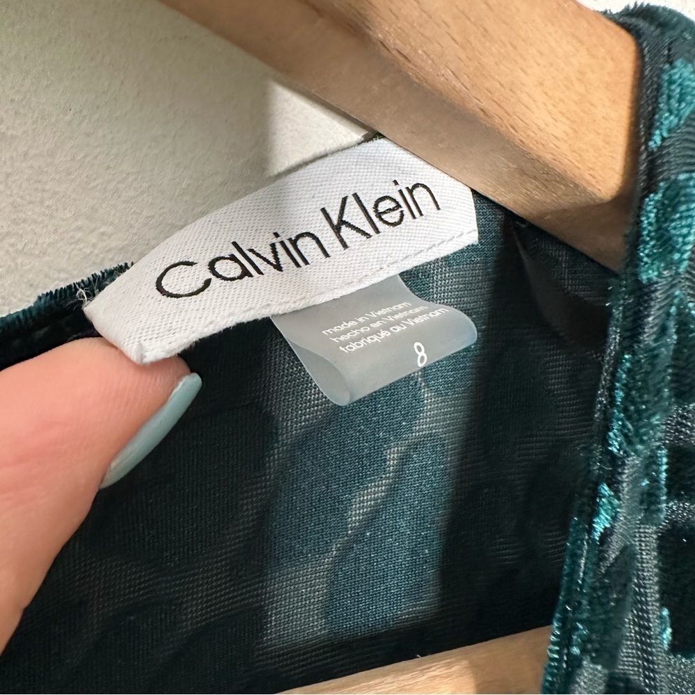 Calvin Klein | Dark Green Burnout Velvet Puff-Sleeve Dress Size 8 - Picture 9 of 12